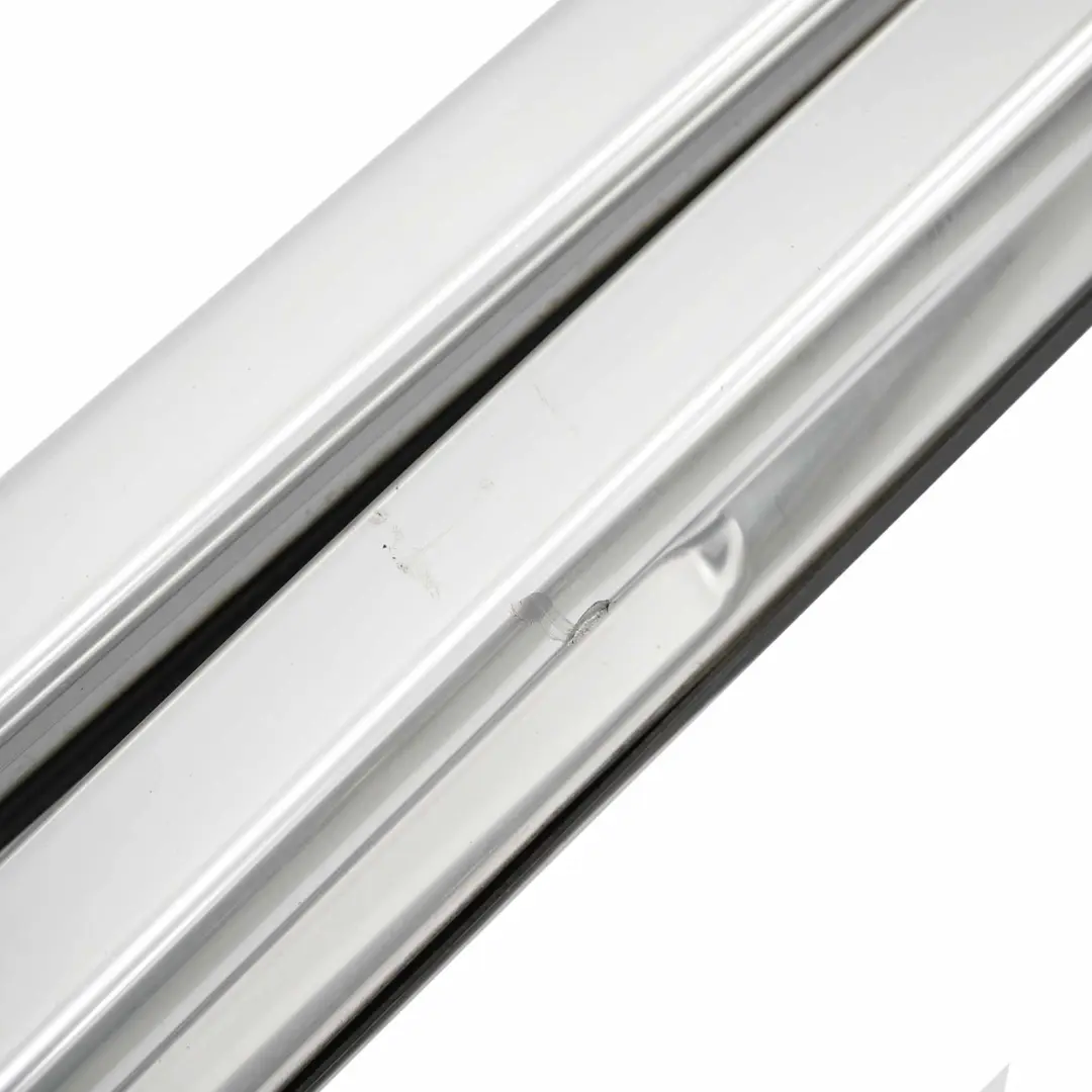 Ringhiera Sinistra Destra Striscia Portapacchi Set Alluminio per BMW F11 Touring con numero di parte 7234901 BMW F11 Touring Ringhiera Sinistra Destra Striscia Portapacchi Set Alluminio - SKU 7234901 - Numero di parte 7234901