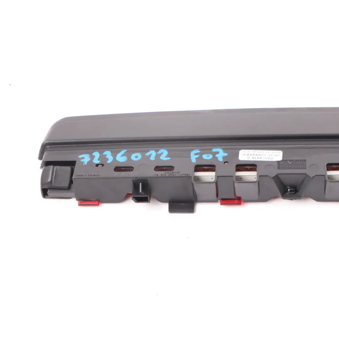 Luce Di Stop Posteriore Centrale Superiore Terzo Freno Stop per BMW F07 GT con numero di parte 7236012 BMW F07 GT Luce Di Stop Posteriore Centrale Superiore Terzo Freno Stop - SKU 7236012 - Numero di parte 7236012