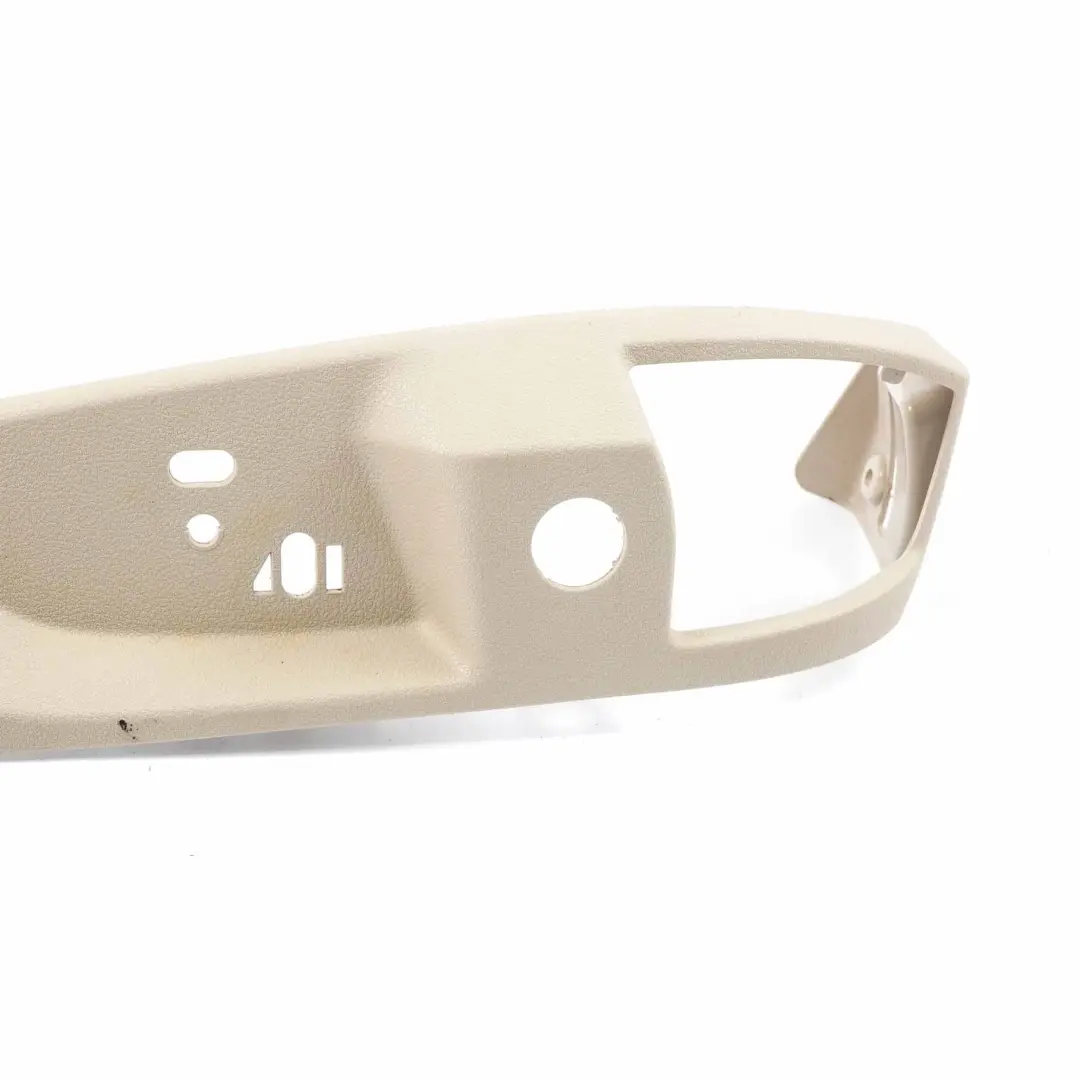 Garniture exterieure droite noire Venetobeige pour BMW F07 F10 F11 à propos du numéro de pièce 7236862 BMW F07 F10 F11 Garniture exterieure droite noire Venetobeige - SKU 7236862 - Numéro de pièce 7236862