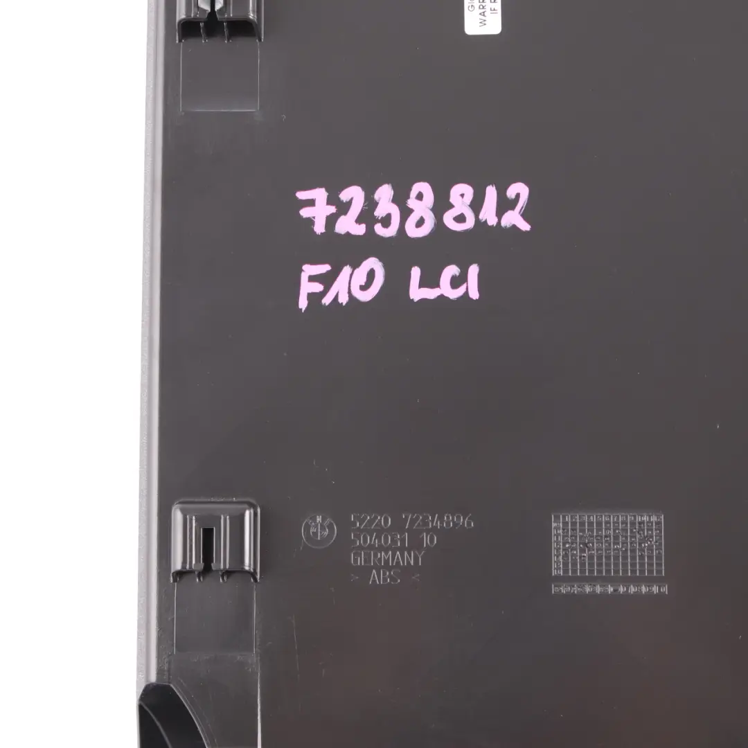 Rücksitz Armlehne Mitte Trim Abdeckung Panel Schwarz 7234896 für BMW F10 F11 mit Teilenummer 7238812 BMW F10 F11 Rücksitz Armlehne Mitte Trim Abdeckung Panel Schwarz 7234896 - SKU 7238812 - Teilenummer 7238812