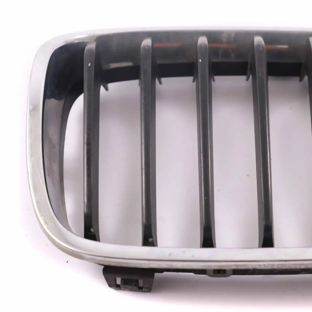 Paraurti anteriore Griglia Centrale Rene Cromo Sinistra per BMW F20 F21 con numero di parte 7239021 BMW F20 F21 Paraurti anteriore Griglia Centrale Rene Cromo Sinistra - SKU 7239021-1 - Numero di parte 7239021