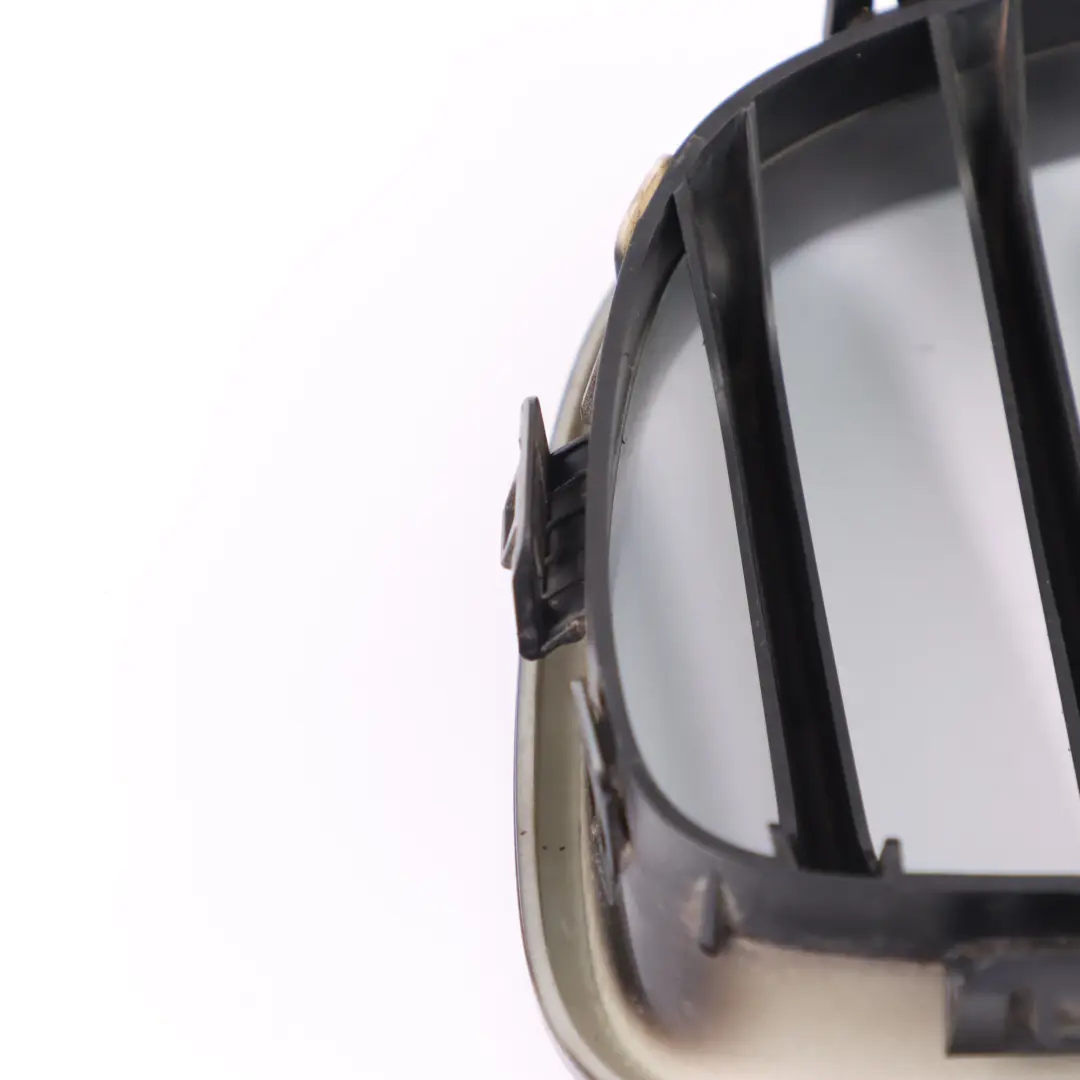 Nerka Grill Atrapa Prawy Przód Czarna do BMW F20 F21 o numerze 7239022 BMW F20 F21 Nerka Grill Atrapa Prawy Przód Czarna - SKU 7239022-2 - Numer Części 7239022