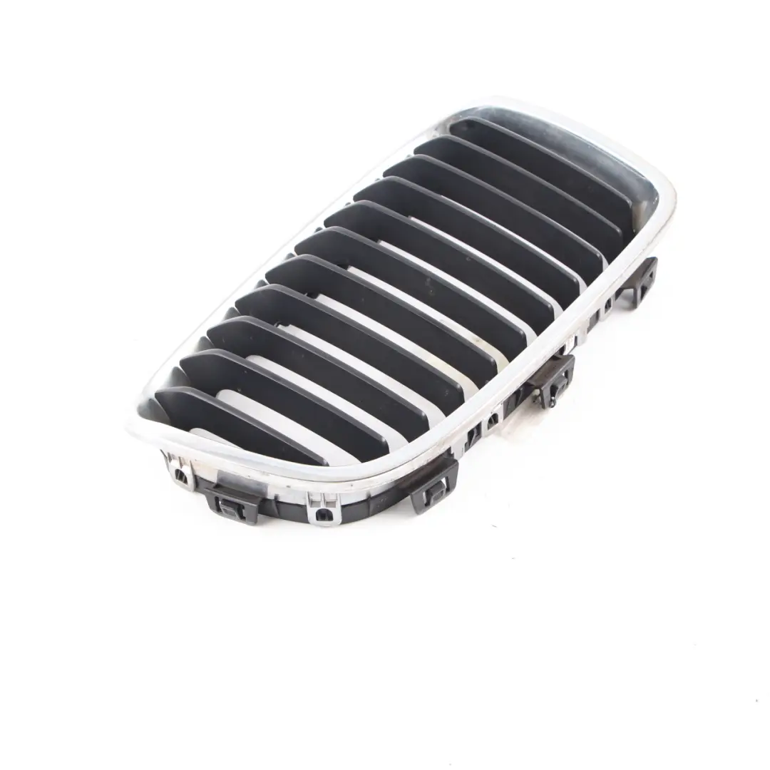 Grille centrale avant droite chromée pour BMW F20 F21 à propos du numéro de pièce 7239022 BMW F20 F21 Grille centrale avant droite chromée - SKU 7239022 - Numéro de pièce 7239022