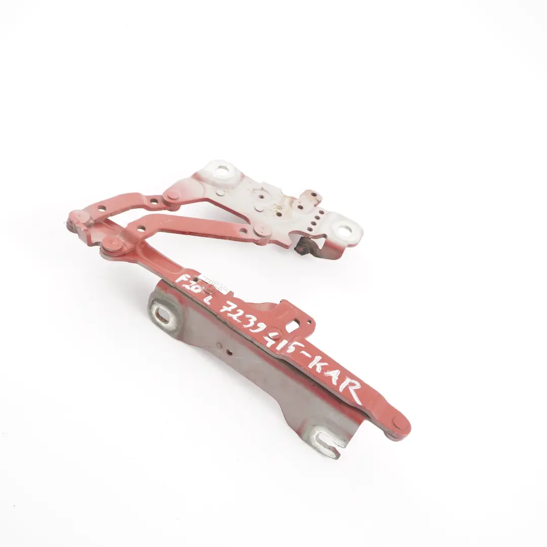 Capó delantero del capó bisagra izquierda Karmesinrot - A61 para BMW F20 F30 F32 F80 con número de pieza 7286343 BMW F20 F30 F32 F80 Capó delantero del capó bisagra izquierda Karmesinrot - A61 - SKU 7239415-KAR - Número de pieza 7286343