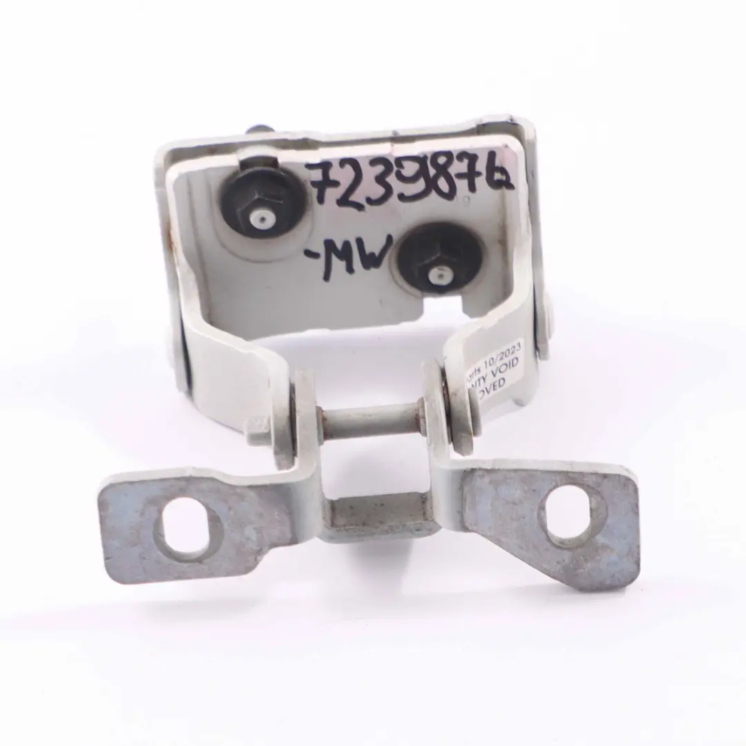 Kofferraumdeckelscharnier rechts Mineralweiß Metallic - A96 für BMW F20 F21 LCI mit Teilenummer 7239876 BMW F20 F21 LCI Kofferraumdeckelscharnier rechts Mineralweiß Metallic - A96 - SKU 7239876-MW - Teilenummer 7239876