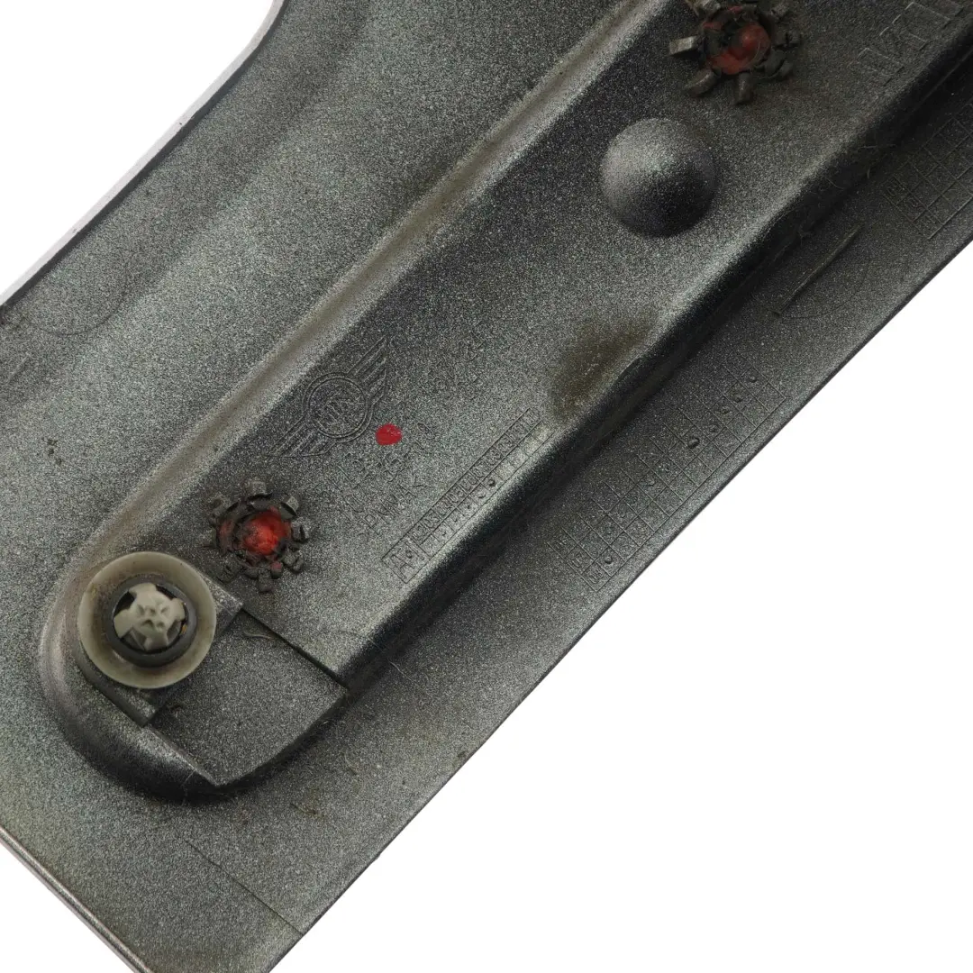 Mini Clubman R55 Blende Heckleuchte Abdeckung Hinten Links Silber - SKU 7240233 - Teilenummer 7240233