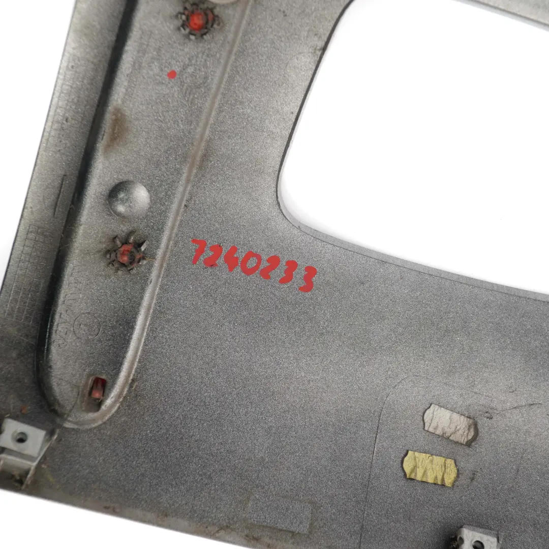 Blende Heckleuchte Abdeckung Hinten Links Silber für Mini Clubman R55 mit Teilenummer 7240233 Mini Clubman R55 Blende Heckleuchte Abdeckung Hinten Links Silber - SKU 7240233 - Teilenummer 7240233