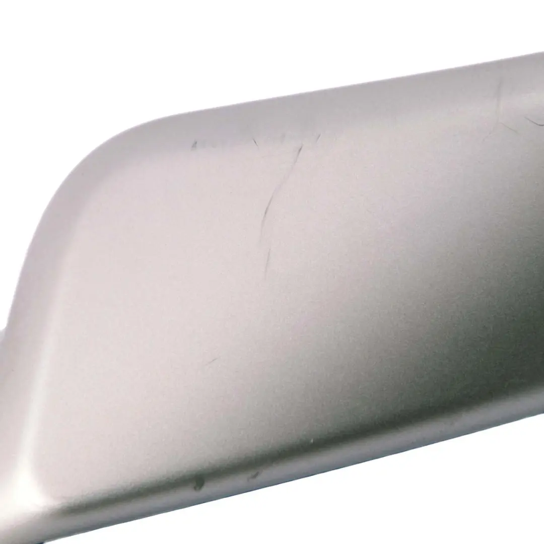 Rivestimento Maniglia Porta Destra Argento Satinato per BMW F20 F21 1 con numero di parte 7240416 BMW F20 F21 1 Rivestimento Maniglia Porta Destra Argento Satinato - SKU 7240416-1 - Numero di parte 7240416