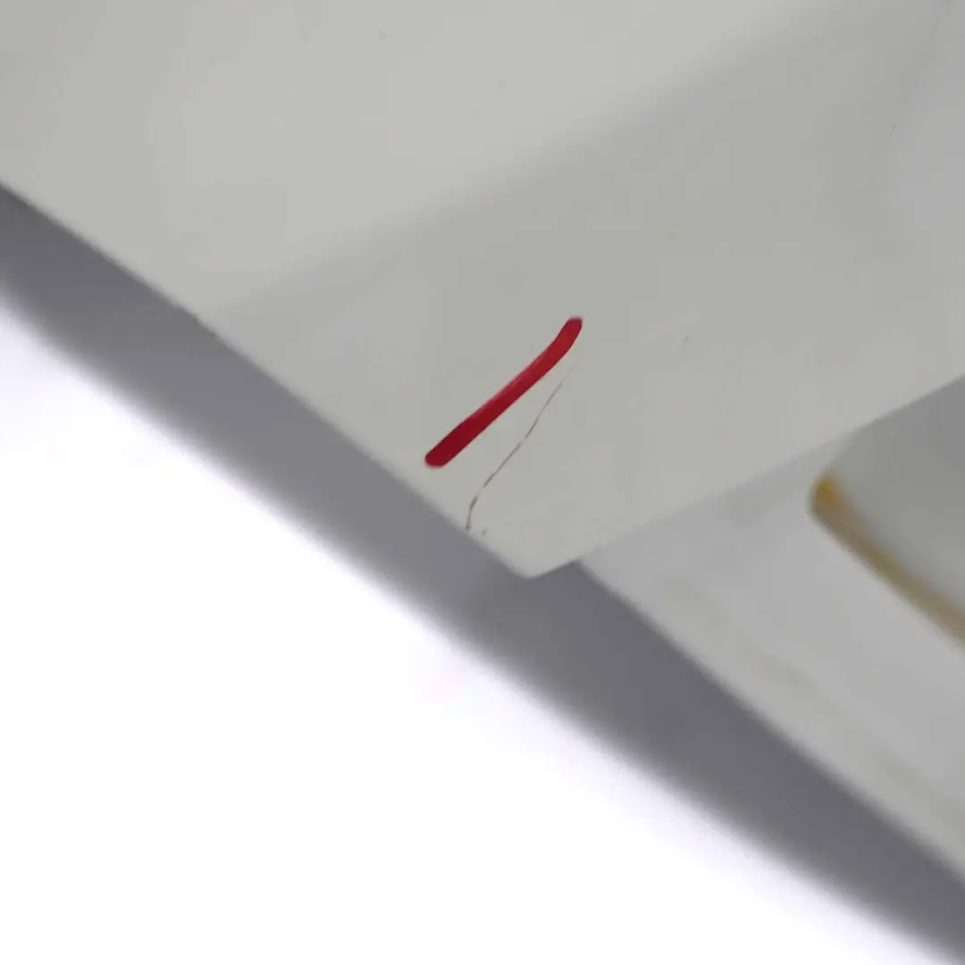 Klapa Bagażnika Alpinweiss - 300 do BMW F10 o numerze 7240552 BMW F10 Klapa Bagażnika Alpinweiss - 300 - SKU 7240552-AW1 - Numer Części 7240552