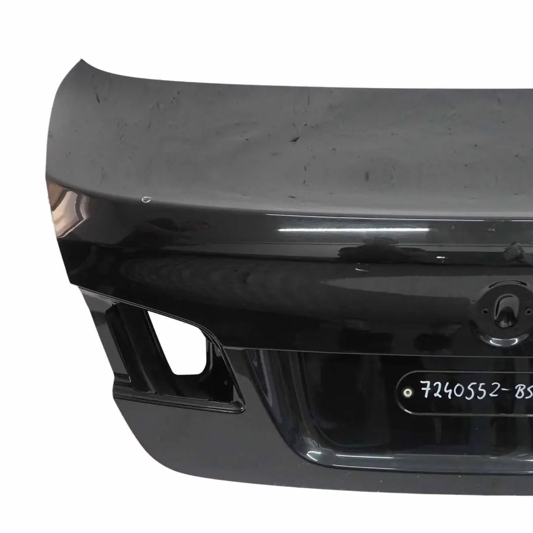 Klapa Bagażnika Tył Black Sapphire - 475 do BMW F10 o numerze 7240552 BMW F10 Klapa Bagażnika Tył Black Sapphire - 475 - SKU 7240552-BS - Numer Części 7240552