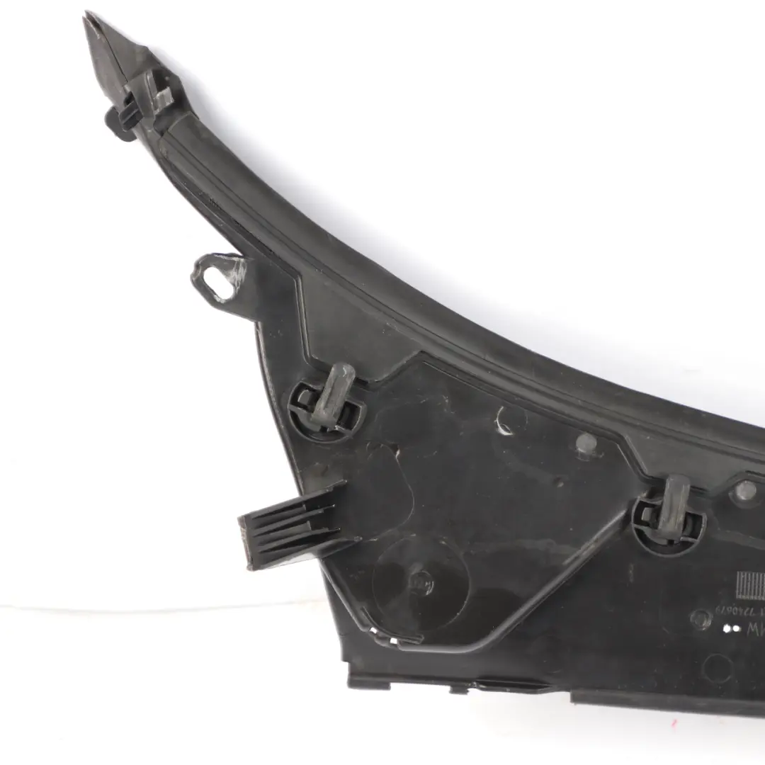 BMW F20 F21 F22 F23 Osłona Wlotu Powietrza Szyby Podszybia - SKU 7240679-1 - Numer Części 7240679