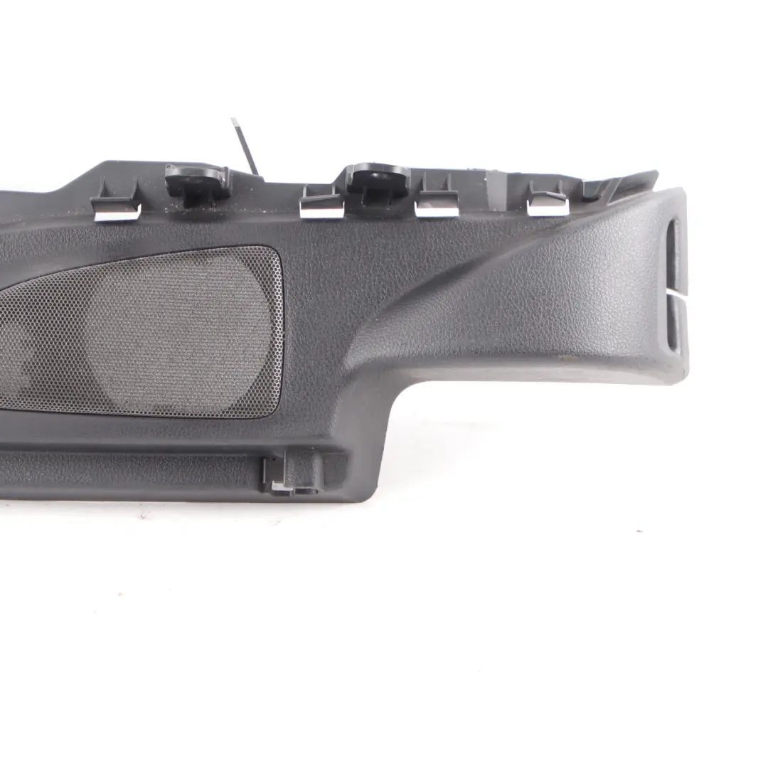 Soporte Ventana Trasera Repisa Izquierda Altavoz Negro 7221043 para BMW F20 F21 con número de pieza 7240777 BMW F20 F21 Soporte Ventana Trasera Repisa Izquierda Altavoz Negro 7221043 - SKU 7240777 - Número de pieza 7240777