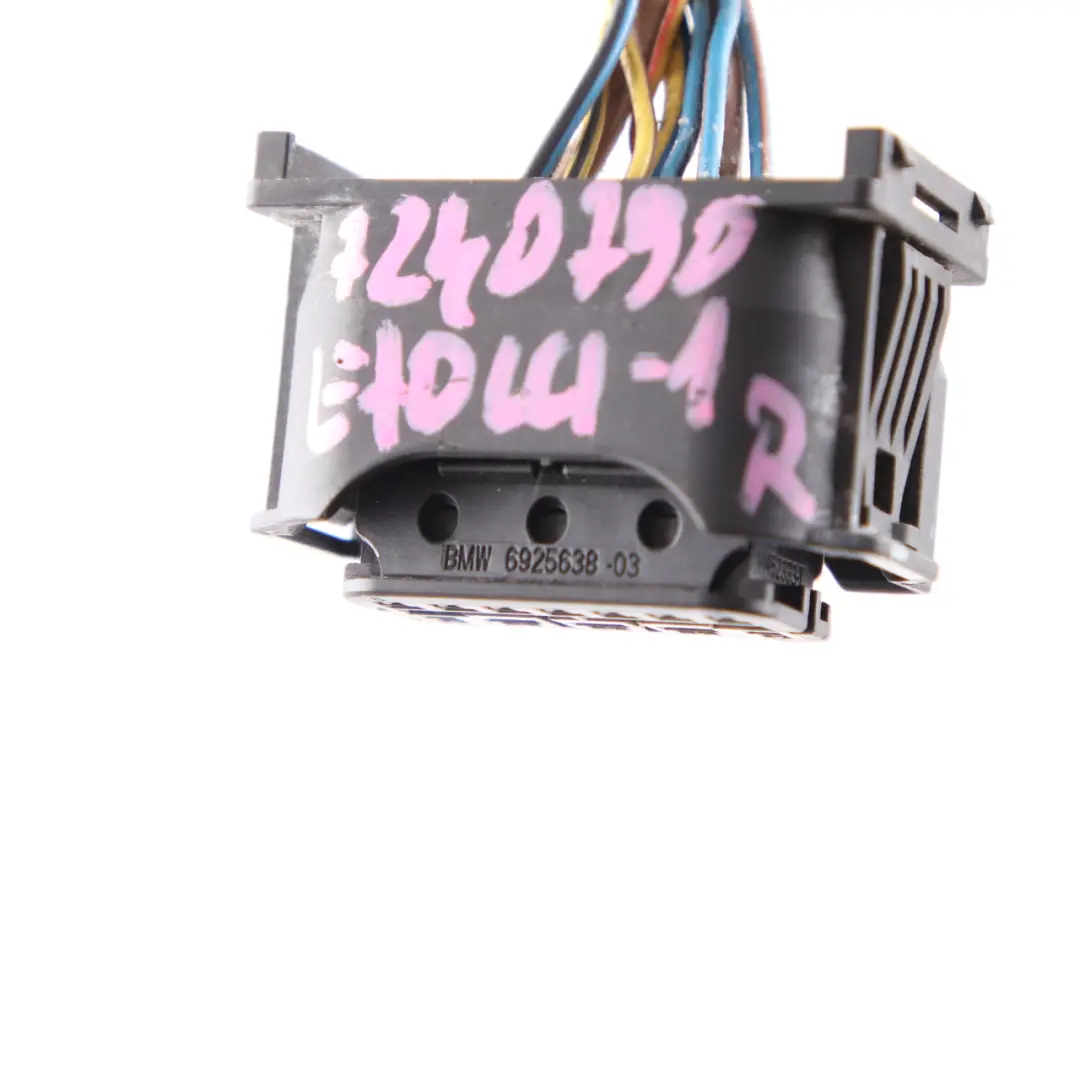 BMW X5 E70 LCI Headlight Lamp Light Front Right O/S Plug Socket Wiring - SKU 7240790-3 - Part number 7240790