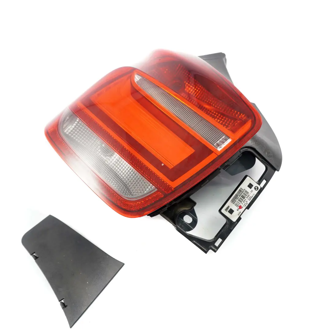 Fanale Posteriore Bianco Indicatore Direzione Sinistro per BMW F20 F21 con numero di parte 7241543 BMW F20 F21 Fanale Posteriore Bianco Indicatore Direzione Sinistro - SKU 7241543 - Numero di parte 7241543