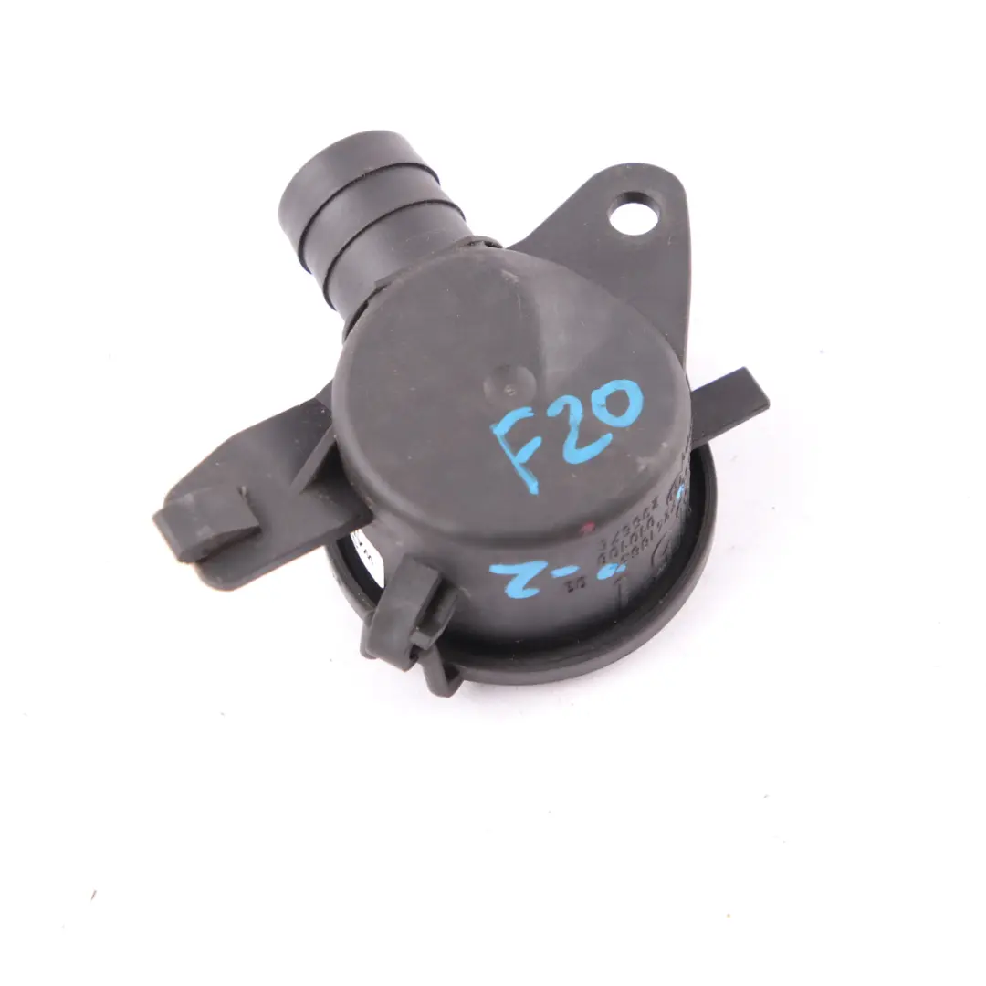 Rondella Lavaggio Parabrezza Riempimento per BMW F20 F22 F30 F31 F32 F34 con numero di parte 7241664 BMW F20 F22 F30 F31 F32 F34 Rondella Lavaggio Parabrezza Riempimento - SKU 7241664-2 - Numero di parte 7241664