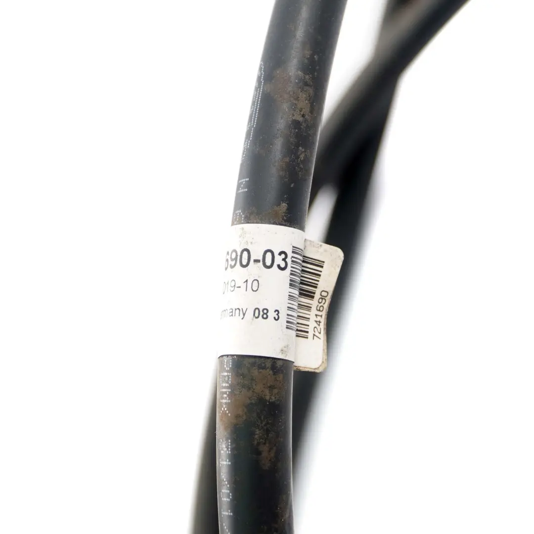 Latiguillo Sistema Limpiafaros para BMW F30 F31 F80 M3 LCI con número de pieza 7241690 BMW F30 F31 F80 M3 LCI Latiguillo Sistema Limpiafaros - SKU 7241690 - Número de pieza 7241690