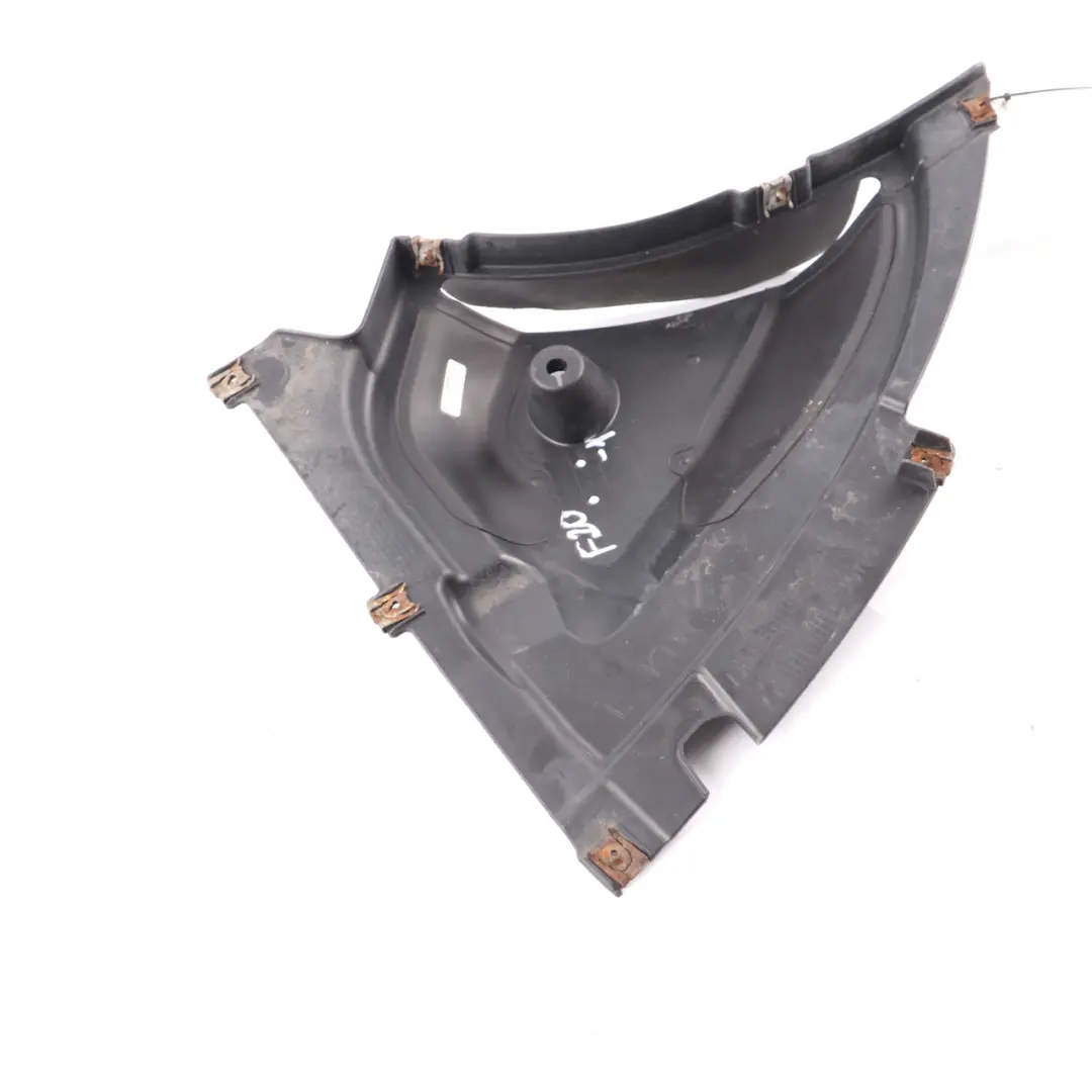 Copricerchio deflettore labbro sinistro per BMW F20 F21 LCI con numero di parte 7241847 BMW F20 F21 LCI Copricerchio deflettore labbro sinistro - SKU 7241847-1 - Numero di parte 7241847