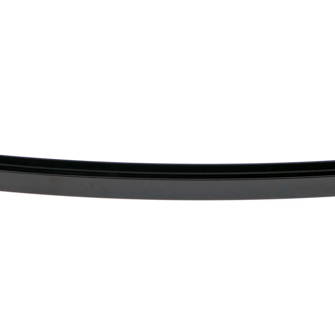 Window Guide Web Cover Left Rear High Gloss pour BMW F10 LCI à propos du numéro de pièce 7242479 BMW F10 LCI Window Guide Web Cover Left Rear High Gloss - SKU 7242479 - Numéro de pièce 7242479