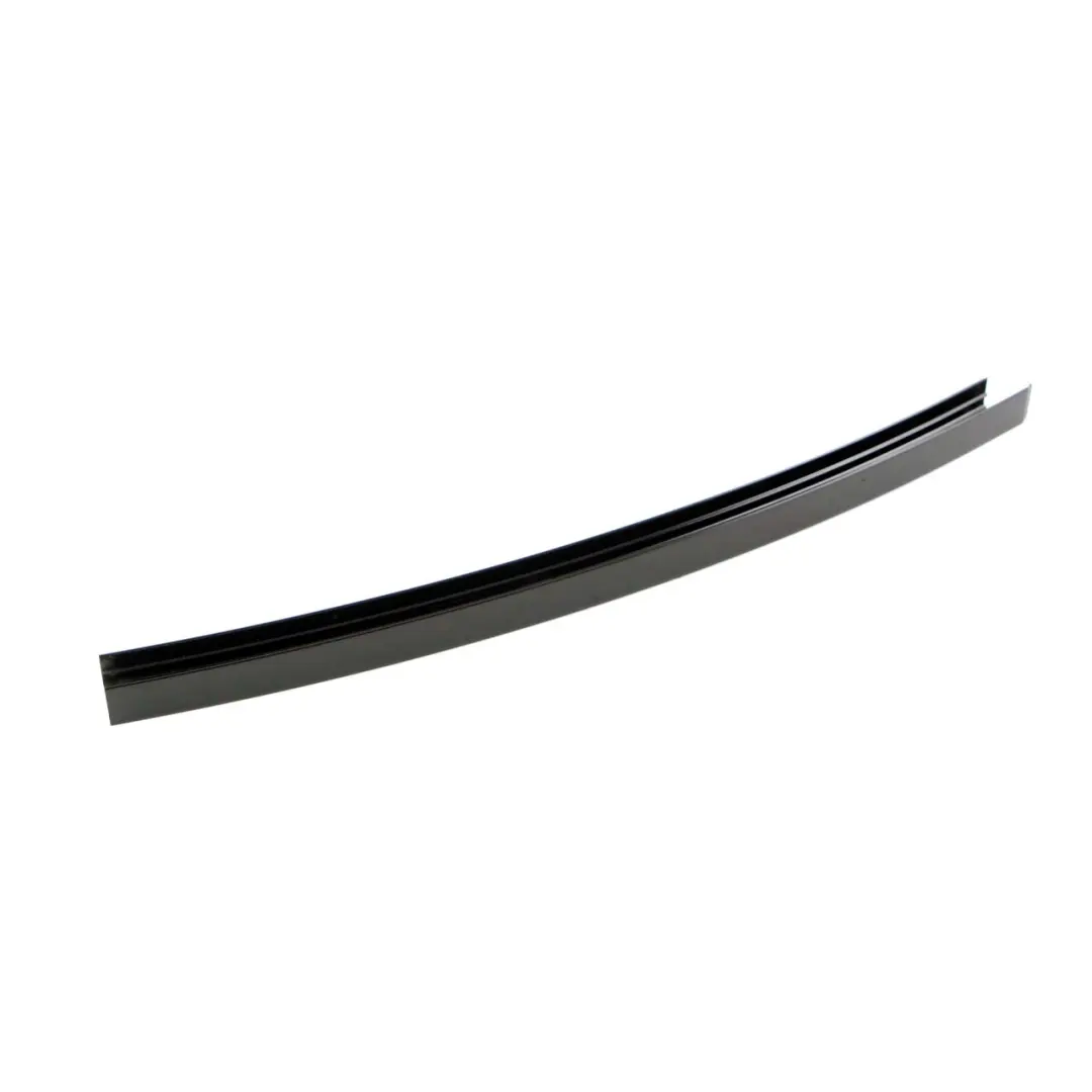 Window Guide Web Cover Left Rear High Gloss pour BMW F10 LCI à propos du numéro de pièce 7242479 BMW F10 LCI Window Guide Web Cover Left Rear High Gloss - SKU 7242479 - Numéro de pièce 7242479