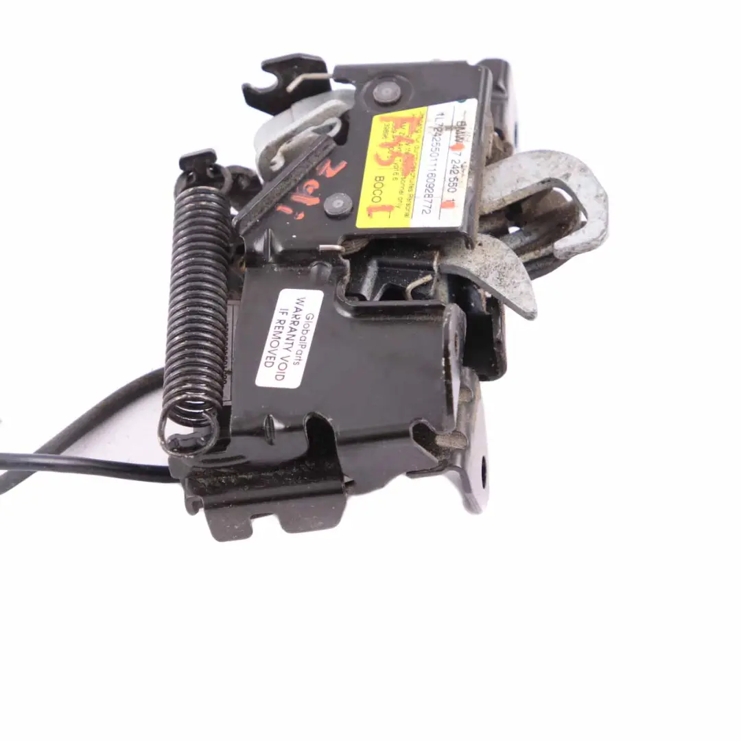 Blocco cofano sinistro Unità protezione attiva pedoni PTS per BMW F45 con numero di parte 7242550 BMW F45 Blocco cofano sinistro Unità protezione attiva pedoni PTS - SKU 7242550 - Numero di parte 7242550