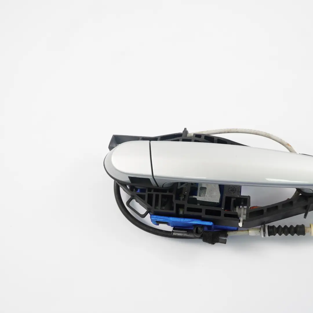 Left Grab Handle N/S Glacier Silver Metallic A83 to BMW 1 Series F20 LCI Rear with Part number 7242566 BMW 1 Series F20 LCI Rear Left Grab Handle N/S Glacier Silver Metallic A83 - SKU 7242566-GSB1 - Part number 7242566