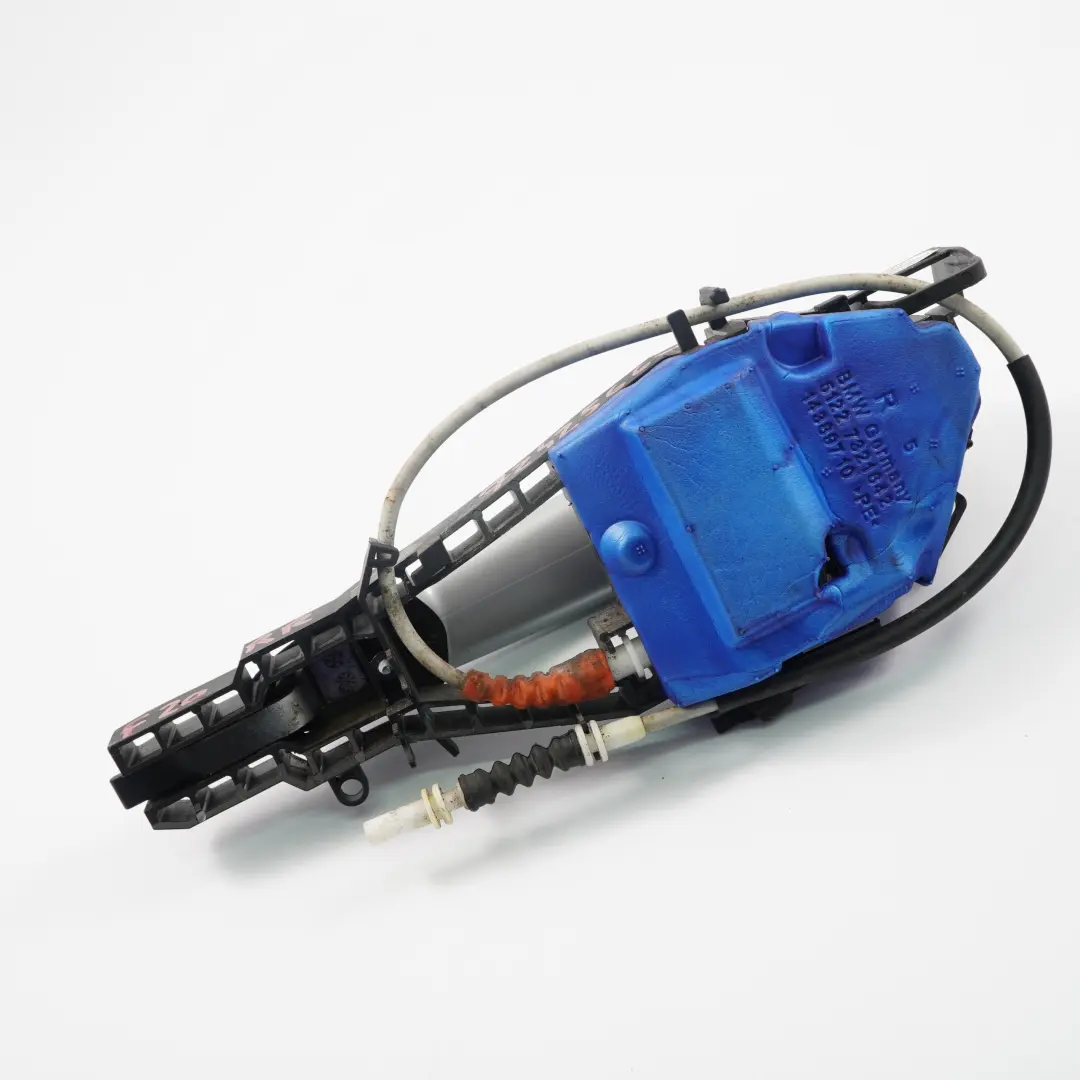 Asidero Trasero Izquierdo Plata Glaciar Metalizado A83 para BMW F20 LCI con número de pieza 7242566 BMW F20 LCI Asidero Trasero Izquierdo Plata Glaciar Metalizado A83 - SKU 7242566-GSB1 - Número de pieza 7242566