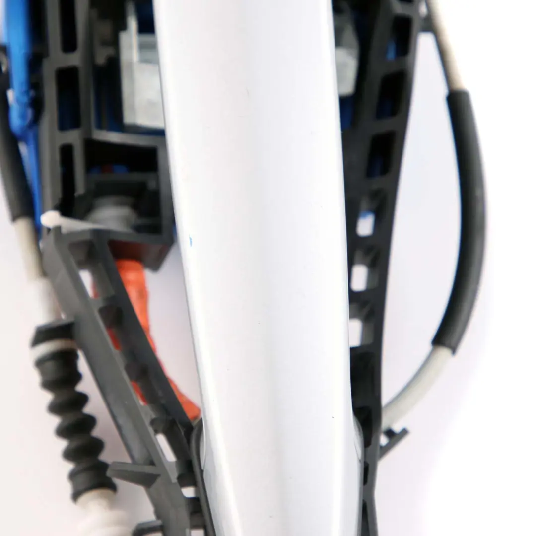 Right Grab Handle O/S Glacier Silber Silver A83 to BMW 1 Series F20 LCI Rear with Part number 7242566 BMW 1 Series F20 LCI Rear Right Grab Handle O/S Glacier Silber Silver A83 - SKU 7242566-GSB - Part number 7242566