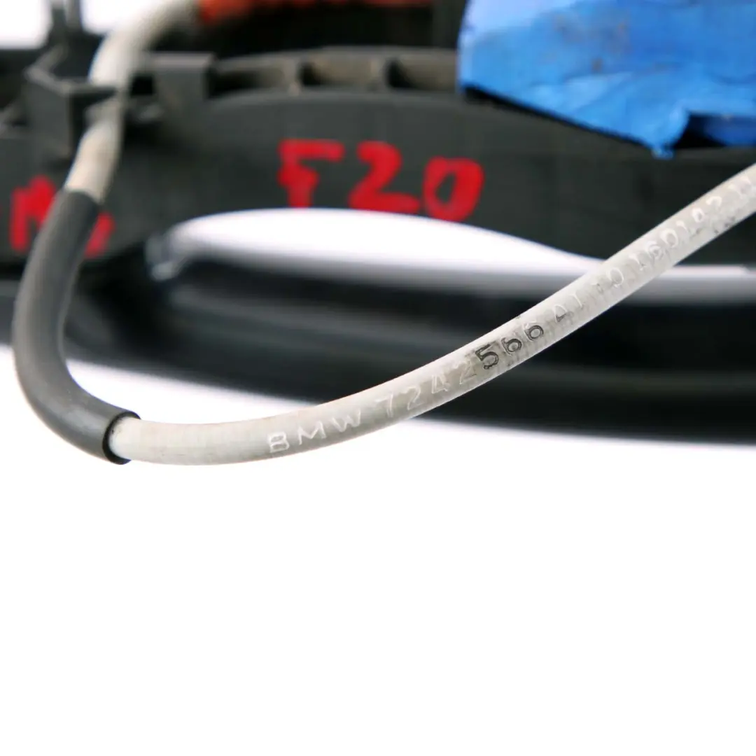 Manija de la puerta exterior trasera izquierda Mineralgrau B39 para BMW F20 LCI con número de pieza 7242566 BMW F20 LCI Manija de la puerta exterior trasera izquierda Mineralgrau B39 - SKU 7242566-MG1 - Número de pieza 7242566