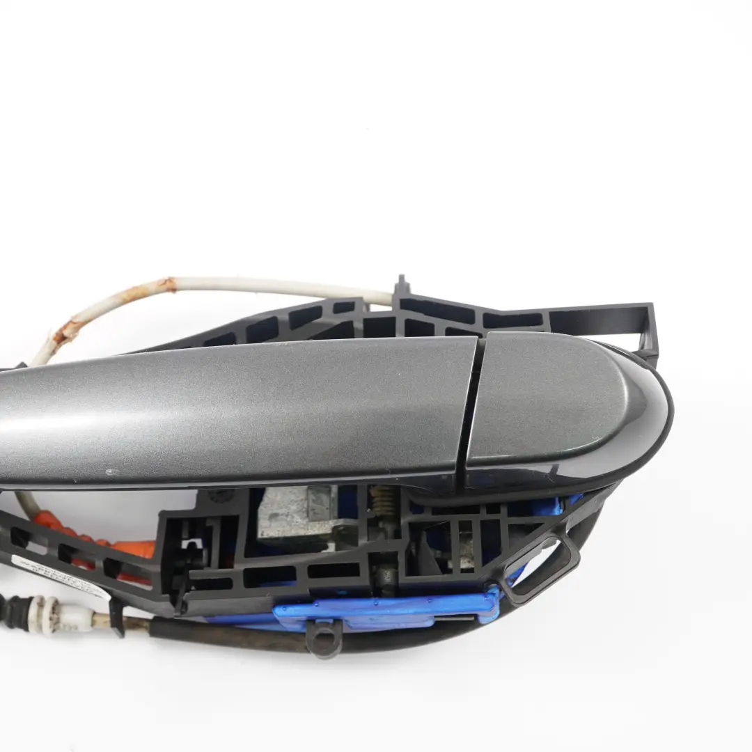 AsideroBMW F20 LCI Puerta Trasera Izquierda Sparkling Graphite Metallic A22 para con número de pieza 7242566 AsideroBMW F20 LCI Puerta Trasera Izquierda Sparkling Graphite Metallic A22 - SKU 7242566-SG1 - Número de pieza 7242566