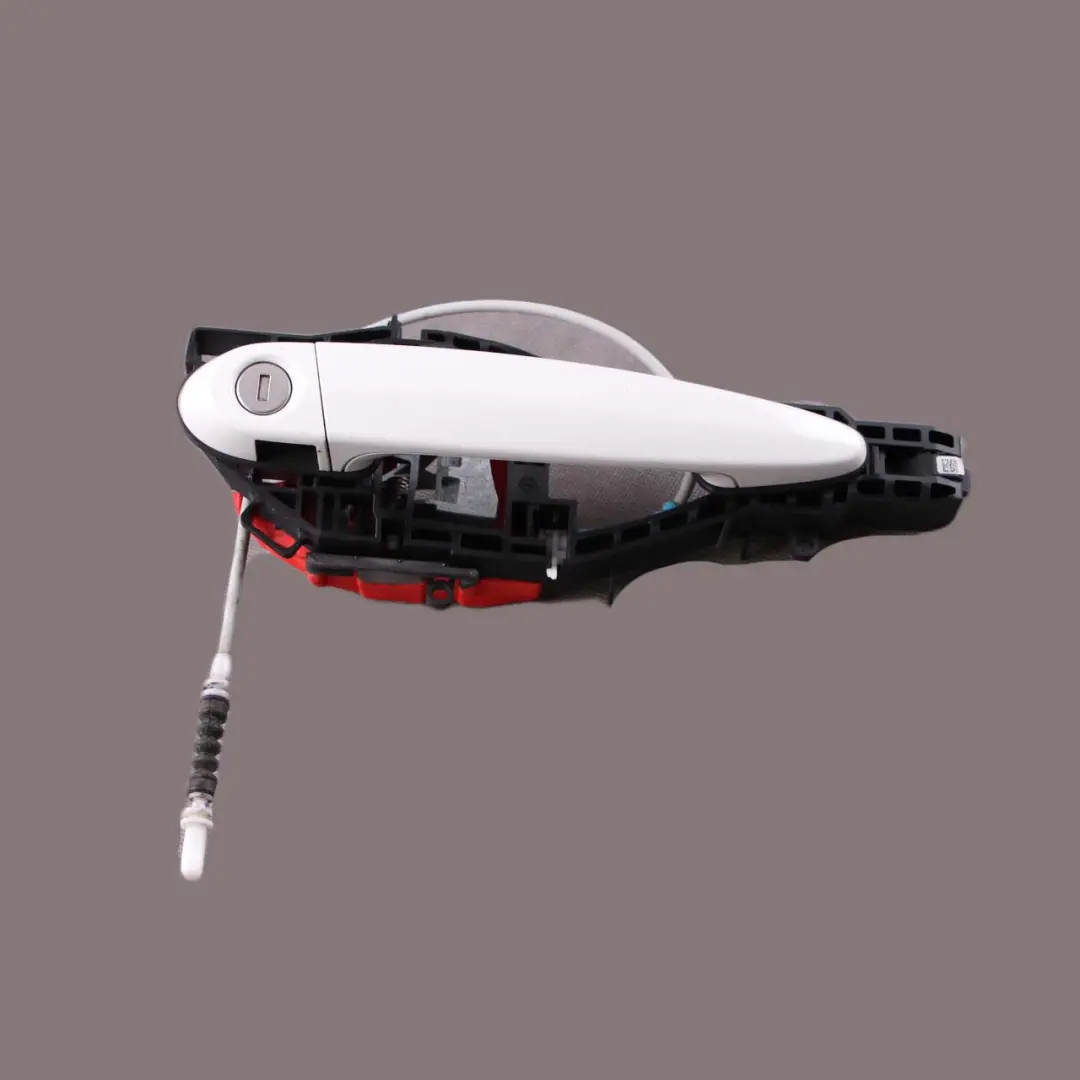 @BMW F30 F31 1 Front Right Outside Door Grab Handle O/S Alpinweiss Alpine White to with Part number 7242568 @BMW F30 F31 1 Front Right Outside Door Grab Handle O/S Alpinweiss Alpine White - SKU 7242568-AW1 - Part number 7242568