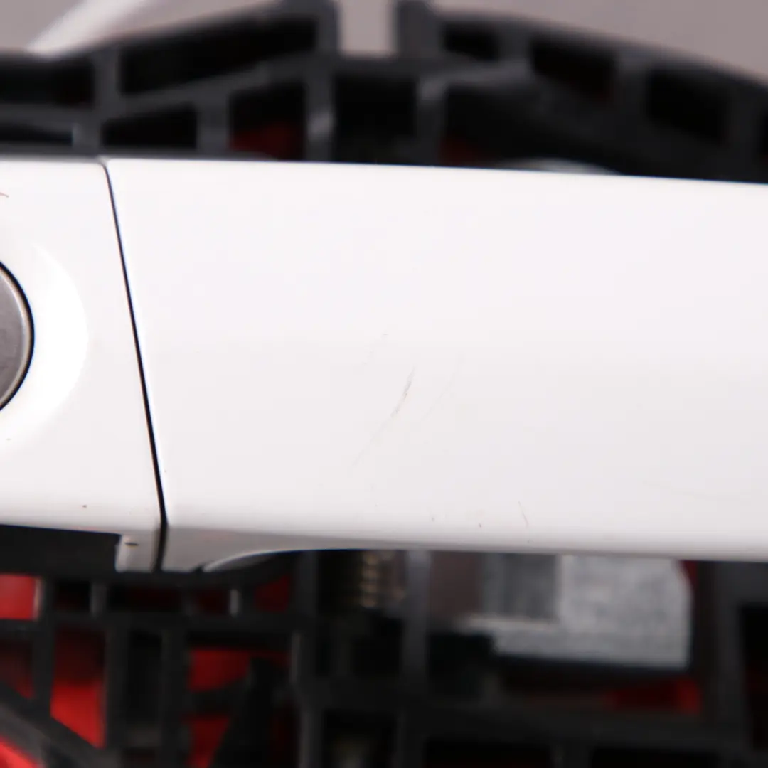 @BMW F30 F31 1 Front Right Outside Door Grab Handle O/S Alpinweiss Alpine White to with Part number 7242568 @BMW F30 F31 1 Front Right Outside Door Grab Handle O/S Alpinweiss Alpine White - SKU 7242568-AW1 - Part number 7242568