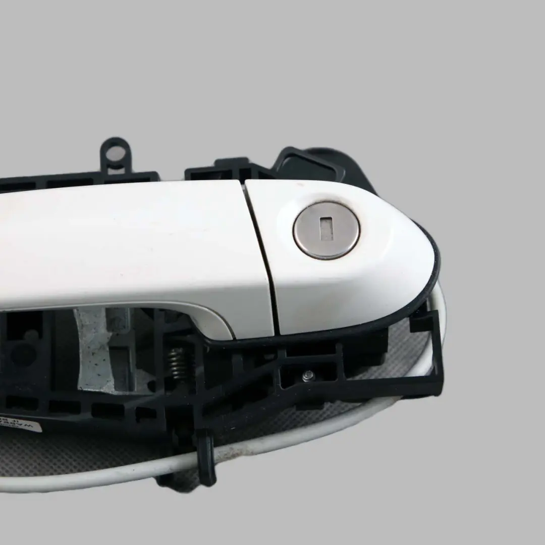 Front Right Outside Door Grab Handle O/S Alpinweiss Alpine White to BMW F30 F31 2 with Part number 7242568 BMW F30 F31 2 Front Right Outside Door Grab Handle O/S Alpinweiss Alpine White - SKU 7242568-AW2 - Part number 7242568