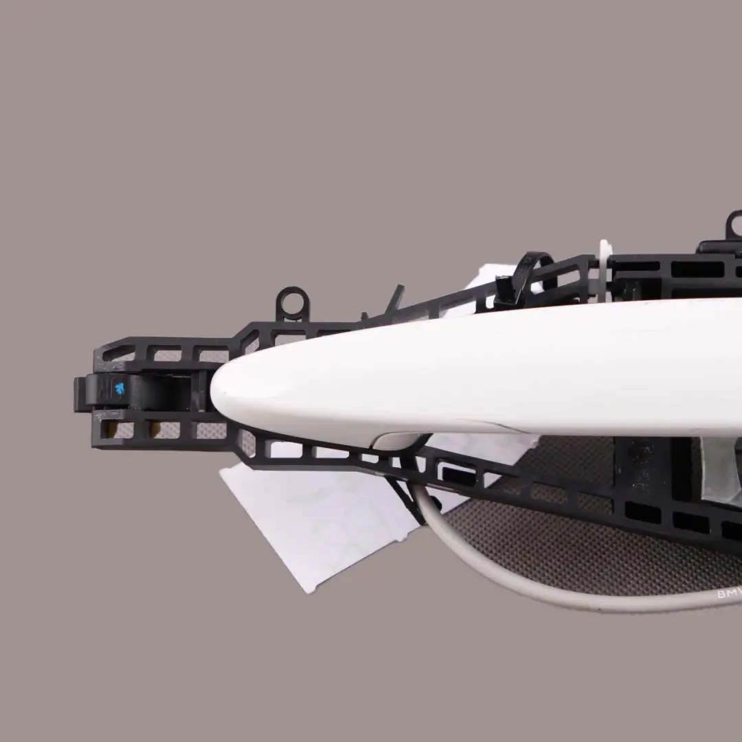 Door Grab Handle BMW F30 F31 3 Front Right Outside O/S Alpinweiss Alpine White to with Part number 7242568 Door Grab Handle BMW F30 F31 3 Front Right Outside O/S Alpinweiss Alpine White - SKU 7242568-AW3 - Part number 7242568