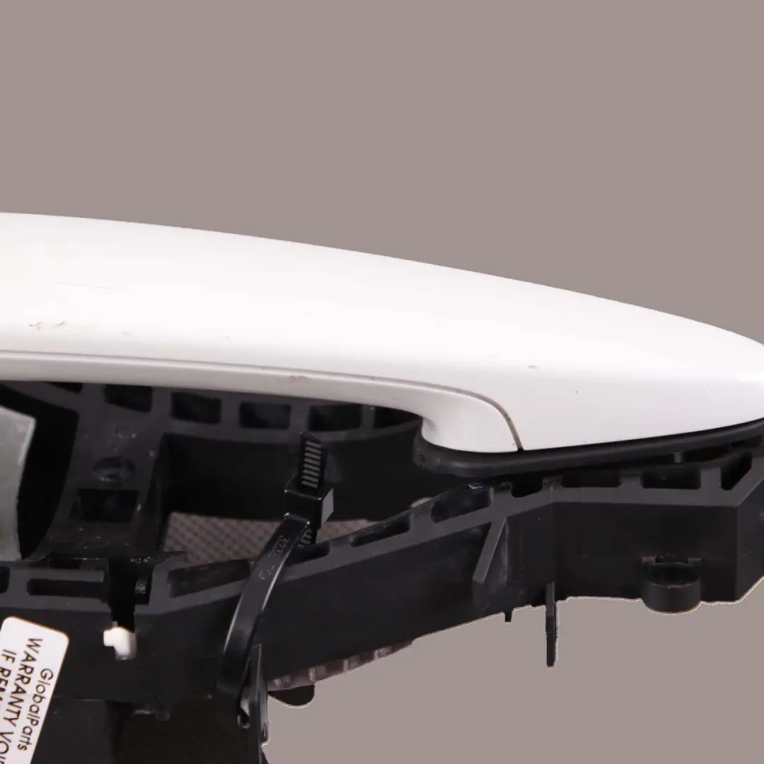 Door Grab Handle BMW F30 F31 3 Front Right Outside O/S Alpinweiss Alpine White to with Part number 7242568 Door Grab Handle BMW F30 F31 3 Front Right Outside O/S Alpinweiss Alpine White - SKU 7242568-AW3 - Part number 7242568