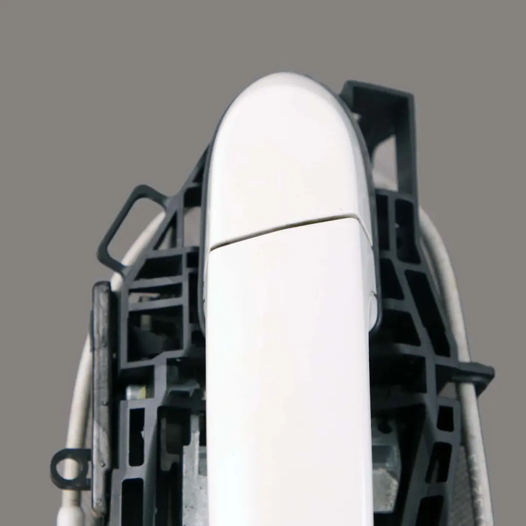 *BMW 3 er F30 F31 Griffbügel Hinten Rechts Alpinweiss 300 für mit Teilenummer 7242568 *BMW 3 er F30 F31 Griffbügel Hinten Rechts Alpinweiss 300 - SKU 7242568-AW - Teilenummer 7242568