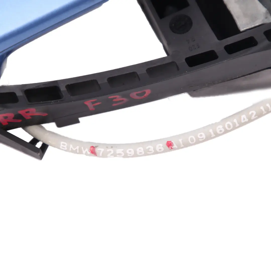 Maniglia porta BMW F30 F31 posteriore destra esterna Estorilblau Estoril B35 per con numero di parte 7242568 Maniglia porta BMW F30 F31 posteriore destra esterna Estorilblau Estoril B35 - SKU 7242568-EB2 - Numero di parte 7242568