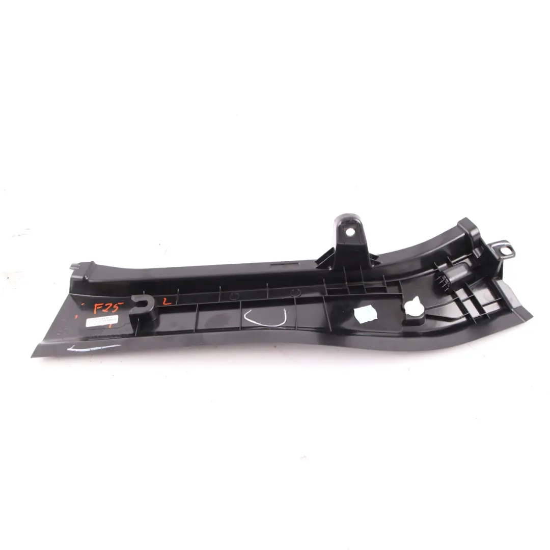Tapa Pilar D Inferior Trasero Izquierdo N/S Negro para BMW X3 F25 con número de pieza 7243783 BMW X3 F25 Tapa Pilar D Inferior Trasero Izquierdo N/S Negro - SKU 7243783 - Número de pieza 7243783