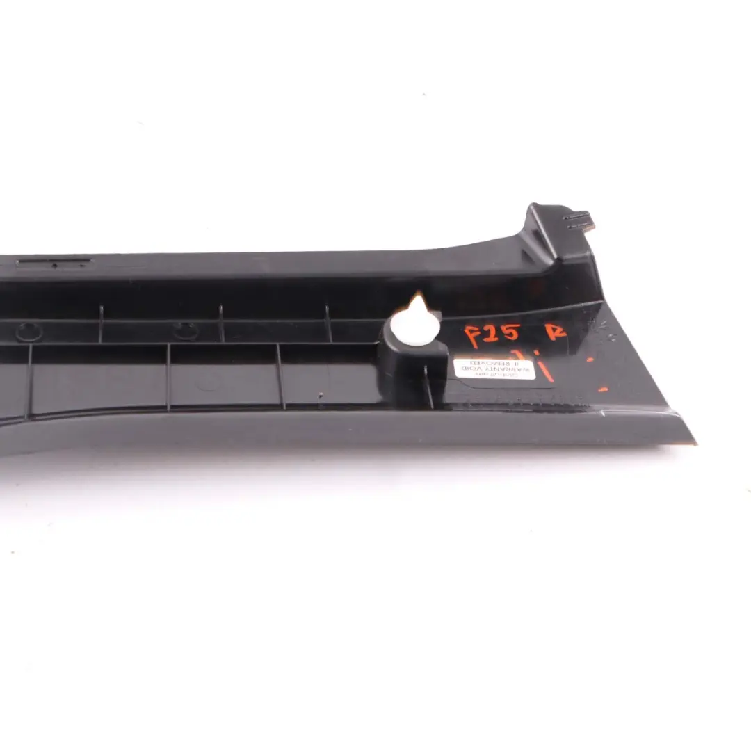 Tapa Pilar D Embellecedor Inferior Trasero Derecho O/S Negro para BMW X3 F25 con número de pieza 7243784 BMW X3 F25 Tapa Pilar D Embellecedor Inferior Trasero Derecho O/S Negro - SKU 7243784 - Número de pieza 7243784