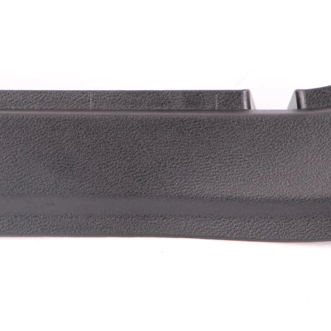 BMW X3 F25 Cache Pilier D Garniture Inférieure Arrière Droite O/S Noir - SKU 7243784 - Numéro de pièce 7243784