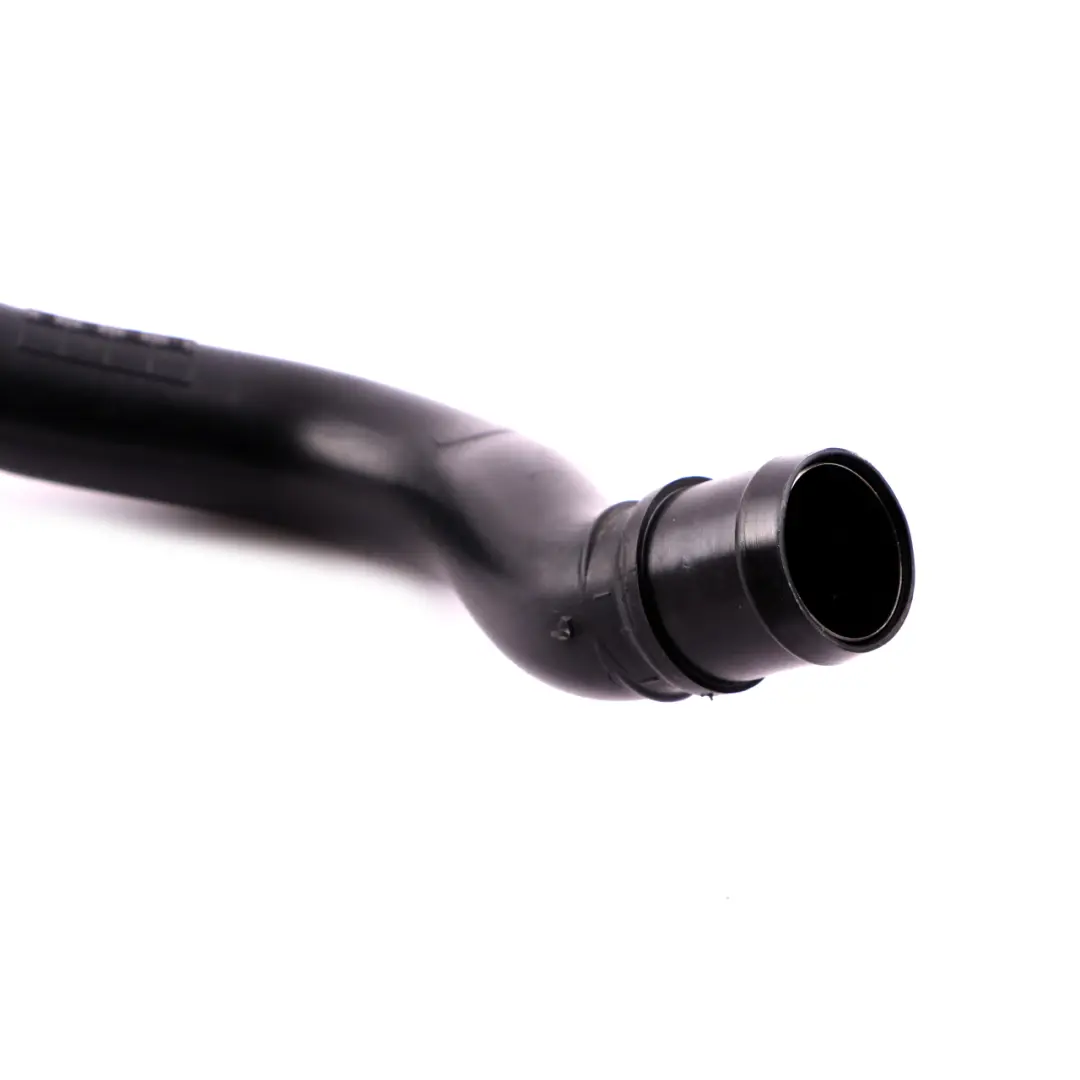 Rura Wlew Zbiornika paliwa do BMW F32 F33 o numerze 7244039 BMW F32 F33 Rura Wlew Zbiornika paliwa - SKU 7244039 - Numer Części 7244039