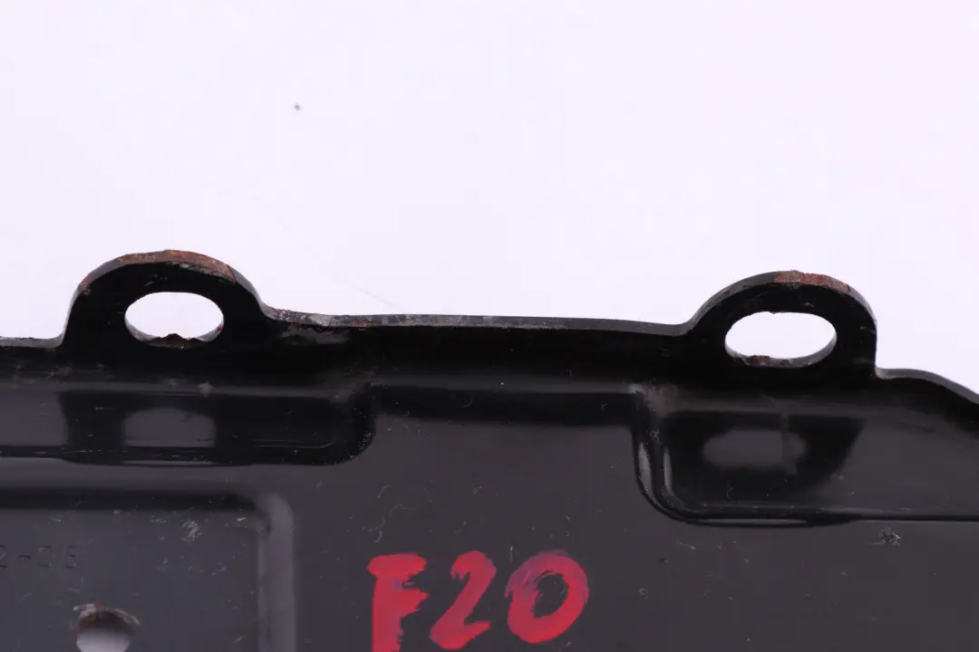 Guard Plate Fuel Pipes pour BMW F20 F21 F30 F31 LCi N13 à propos du numéro de pièce 7244172 BMW F20 F21 F30 F31 LCi N13 Guard Plate Fuel Pipes - SKU 7244172 - Numéro de pièce 7244172