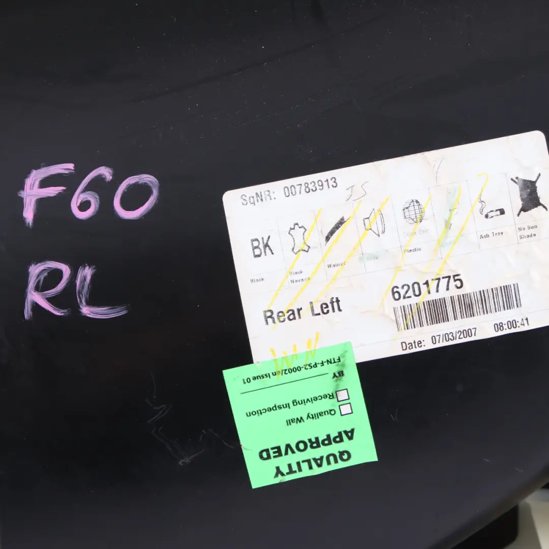 Tapicerka Boczek Drzwi Lewy Tył do BMW X5 E70 o numerze 7244415 BMW X5 E70 Tapicerka Boczek Drzwi Lewy Tył - SKU 7244415 - Numer Części 7244415