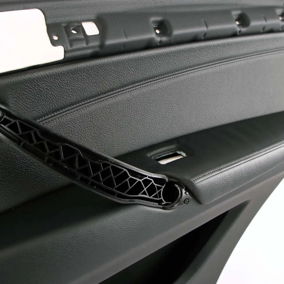 Scheda porta posteriore destra Pannello rivestimento pelle nera per BMW E70 con numero di parte 7244416 BMW E70 Scheda porta posteriore destra Pannello rivestimento pelle nera - SKU 7244416 - Numero di parte 7244416