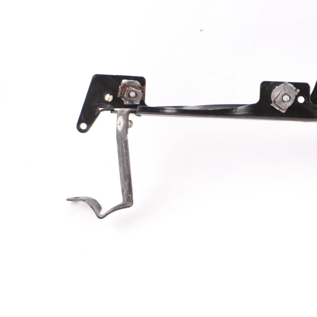 Wspornik Lampy Lewy do BMW F20 F21 F30 o numerze 7245791 BMW F20 F21 F30 Wspornik Lampy Lewy - SKU 7245791-5 - Numer Części 7245791