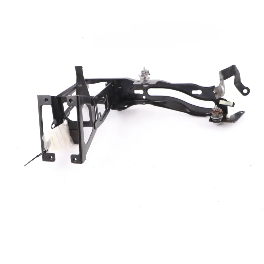 Wspornik Okular Mocowanie Lampy Prawy do BMW F20 F21 F30 o numerze 7245792 BMW F20 F21 F30 Wspornik Okular Mocowanie Lampy Prawy - SKU 7245792-2 - Numer Części 7245792