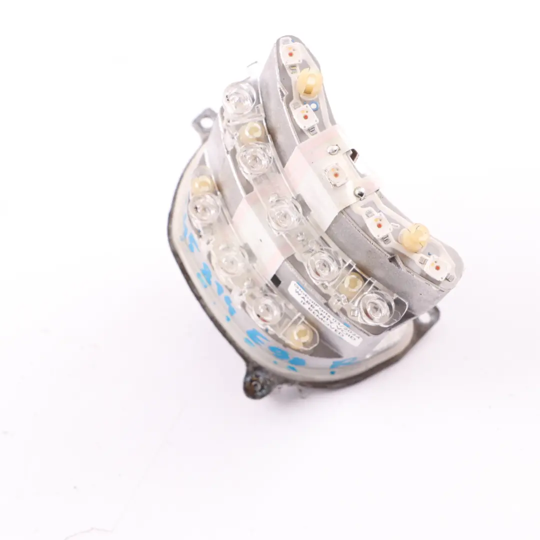Indicatore Di Direzione LED Lampada Destra per BMW E90 E91 LCI con numero di parte 7245814 BMW E90 E91 LCI Indicatore Di Direzione LED Lampada Destra - SKU 7245814 - Numero di parte 7245814