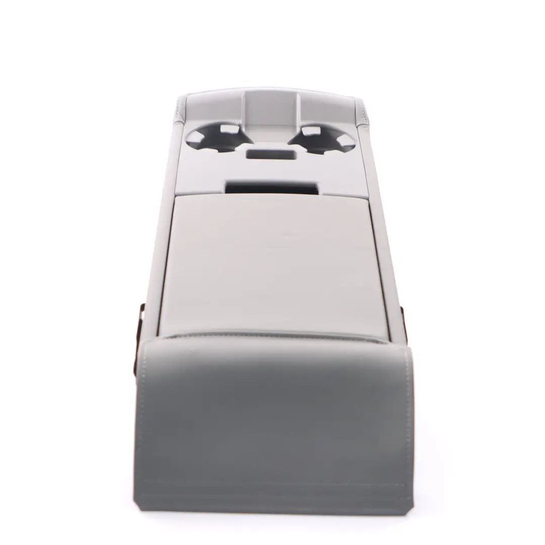 Rücksitz Rückenlehne Mittelarmlehne Ablage Tassenhalter Leder Grau für BMW E60 mit Teilenummer 7245847 BMW E60 Rücksitz Rückenlehne Mittelarmlehne Ablage Tassenhalter Leder Grau - SKU 7245847 - Teilenummer 7245847
