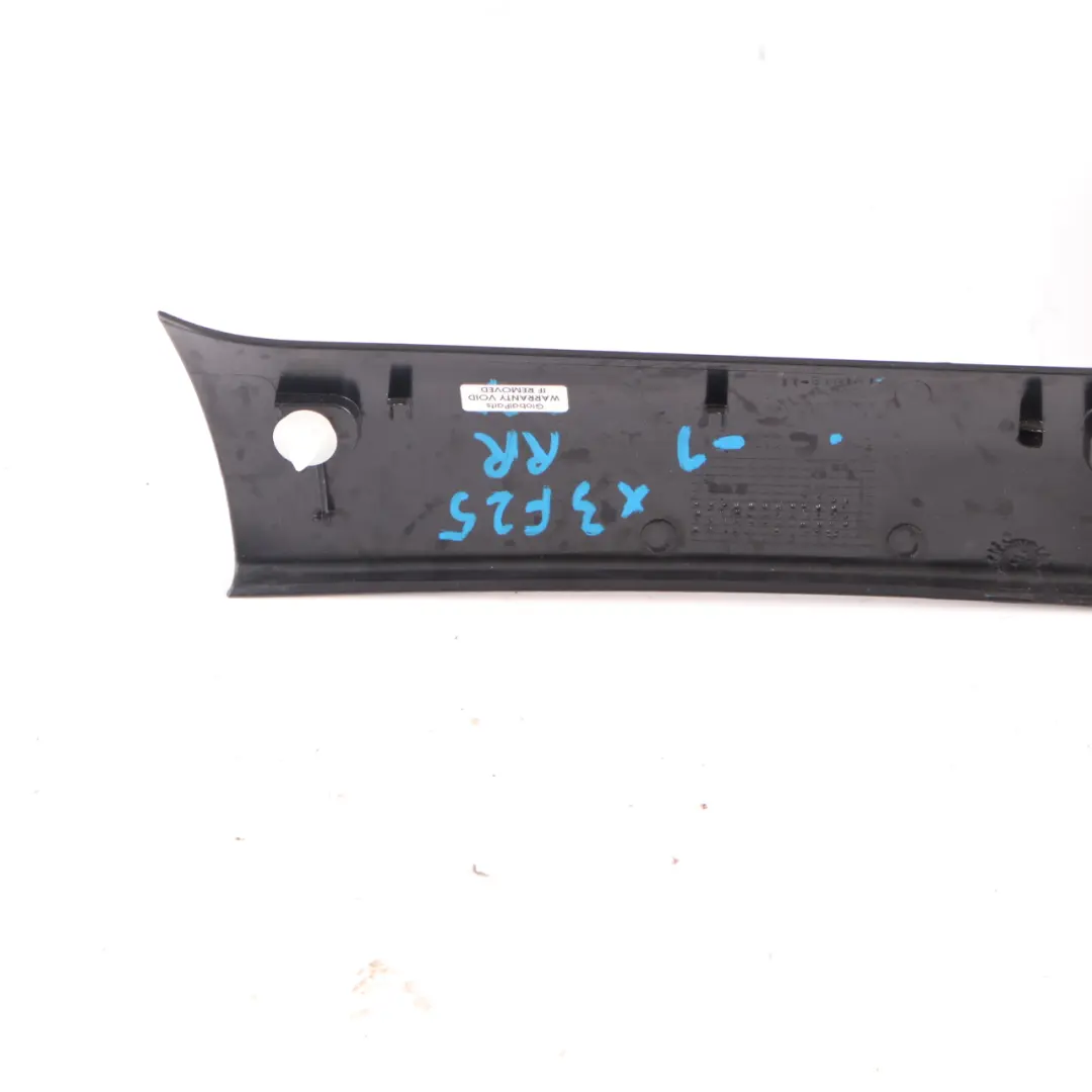 Panel Listwa Osłona Bagażnika Prawy Tył Czarny 7221298 do BMW X3 F25 o numerze 7246420 BMW X3 F25 Panel Listwa Osłona Bagażnika Prawy Tył Czarny 7221298 - SKU 7246420 - Numer Części 7246420
