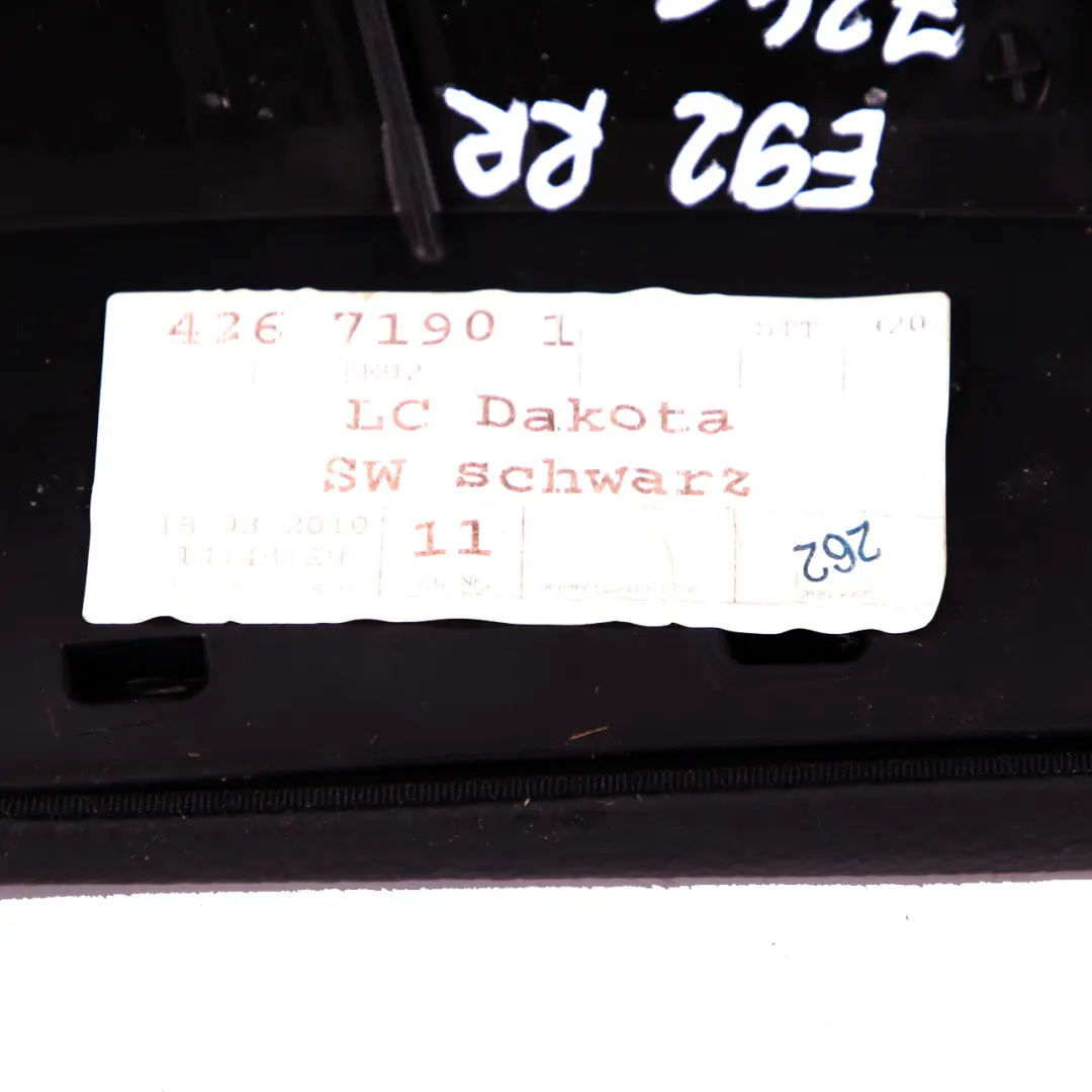 Finition latérale des sièges en cuir noir à l'arrière droit pour BMW E92 Coupe à propos du numéro de pièce 7246614 BMW E92 Coupe Finition latérale des sièges en cuir noir à l'arrière droit - SKU 7246614 - Numéro de pièce 7246614