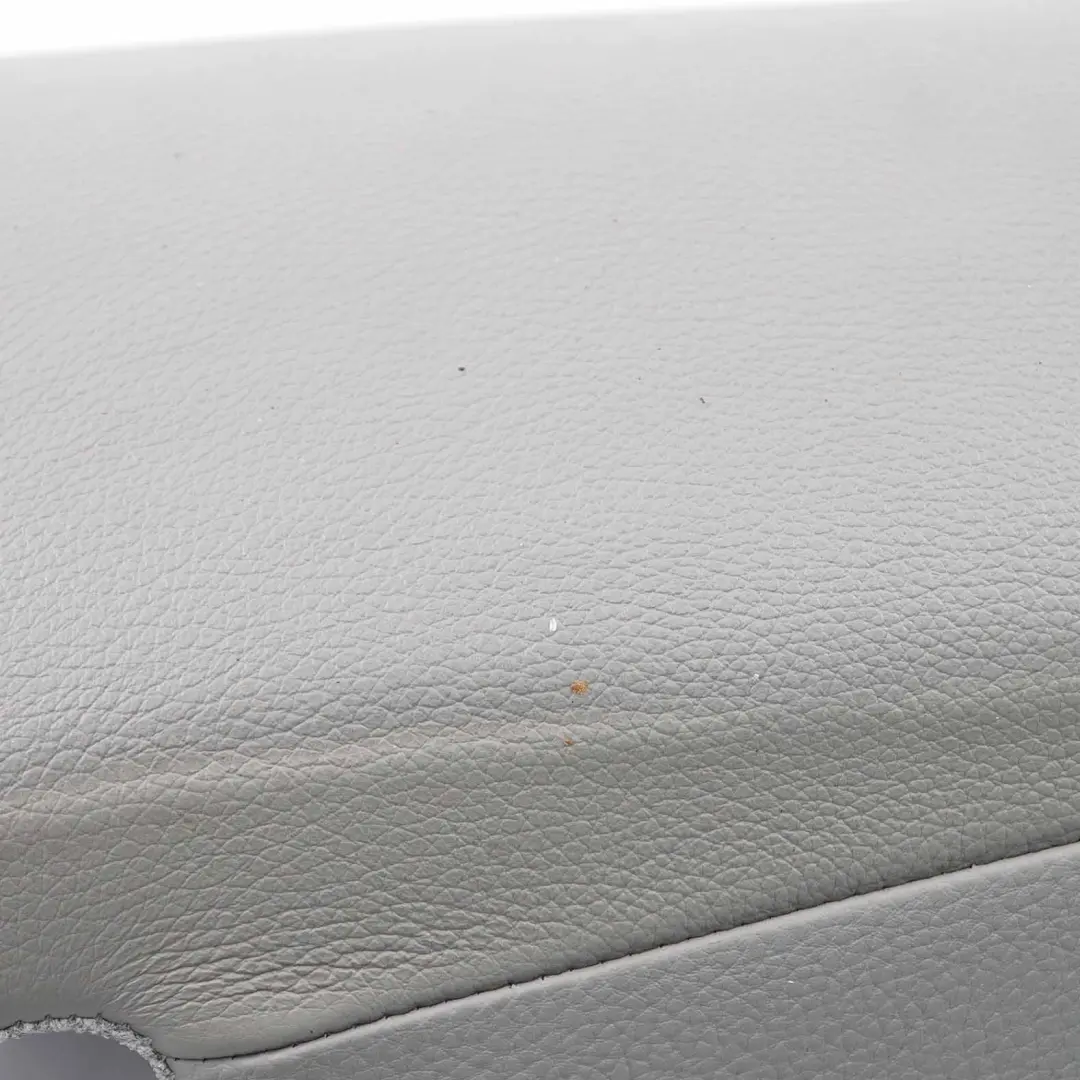 BMW E93 Seitenverkleidung Rücksitz rechts Abdeckung Leder Grau - SKU 7246664 - Teilenummer 7246663